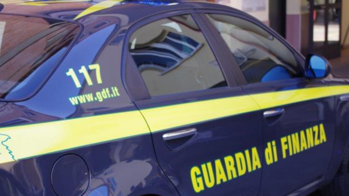 Allieva espulsa dalla scuola della Finanza dell'Aquila, il Tar: «Reintegratela». Interrogazione di Ilaria Cucchi