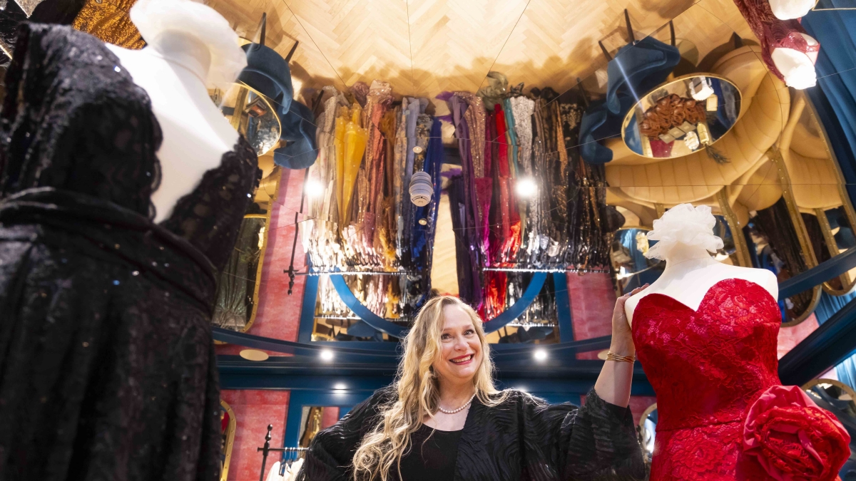 Eleonora Lastrucci: L'Atelier Fiorentino che Crea Abiti da Red Carpet Su Misura per Ogni Donna