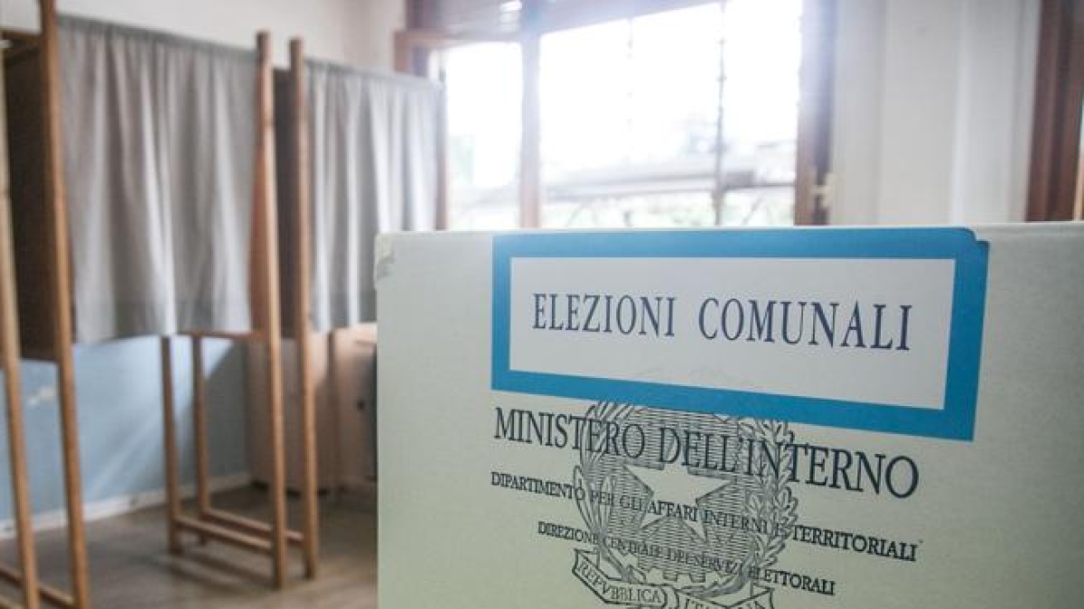 Elezioni comunali, tra i candidati ci sono 23 impresentabili: cinque a Taranto e uno a Matera. Ecco tutti i nomi