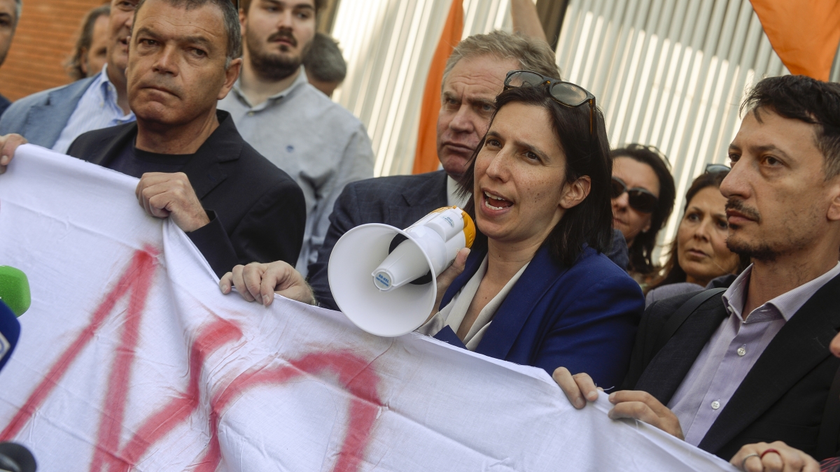 Missione Palazzo Chigi: Elly Schlein si sente in partita (e c’è chi fa il totoministri)