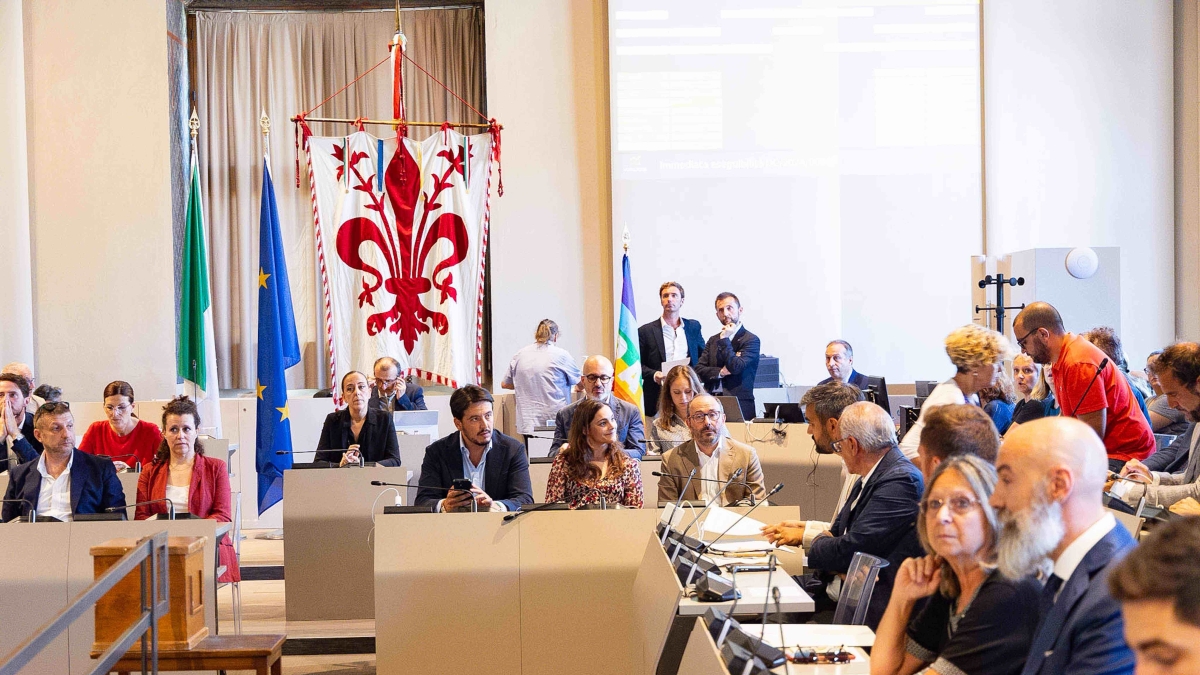 Firenze, contributi elettorali a Nardella e Funaro: centrodestra in Procura. Il Pd: «Accuse infamanti»