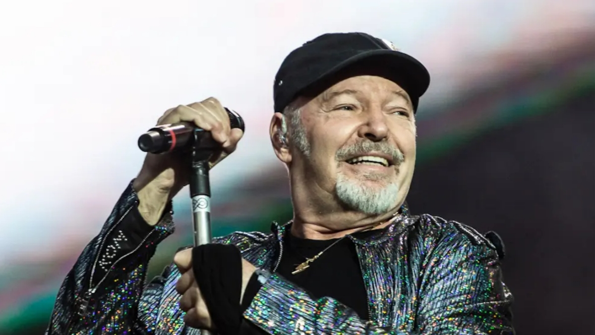 Vasco Rossi a Firenze per ricevere le Chiavi della Città: maxischermo in piazza della Signoria
