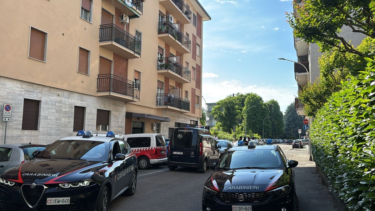 Vasilica Potincu, alias «Elena», alias «Katty», la escort accoltellata a Legnano: i tre nomi, gli stalker e la pista del cliente