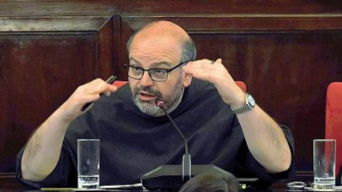Intelligenza Artificiale a Milano: Padre Benanti lancia l'allarme, serve un Patto Sociale per evitare manipolazioni