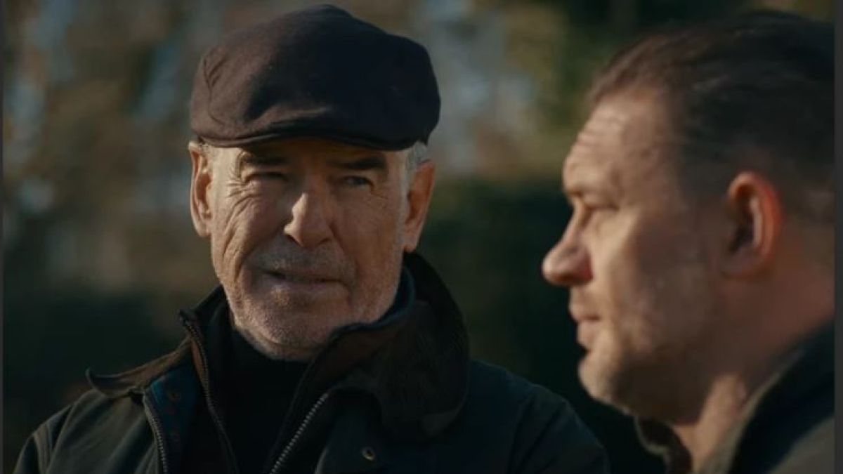 Pierce Brosnan: «Da 007 a gangster irlandese. L'accento? L'ho imparato da un video di un gangster mezzo ubriaco»