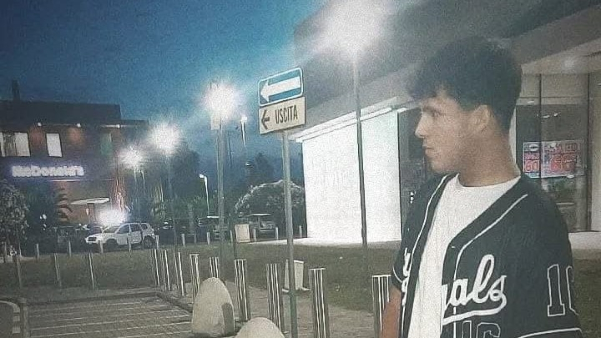 Afragola, Alessio Tucci confessa il femminicidio dell’ex fidanzata Martina Carbonaro: «L’ho uccisa con una pietra, non voleva tornare con me»