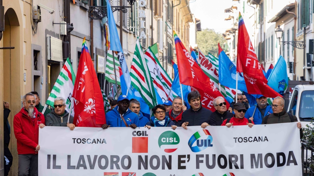 Cento milioni di aiuti per le imprese: Giani lancia un salvagente alla moda toscana in crisi