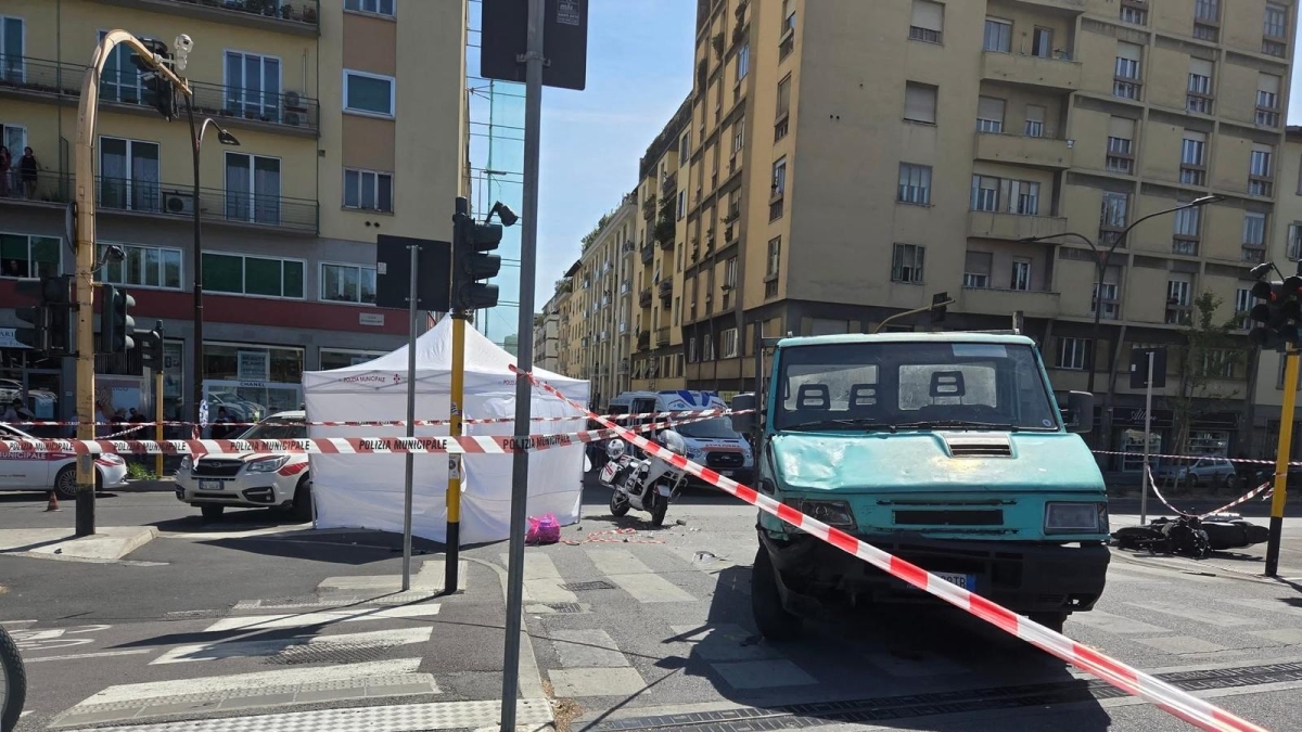 Firenze, incidente in viale Redi: morto un motociclista