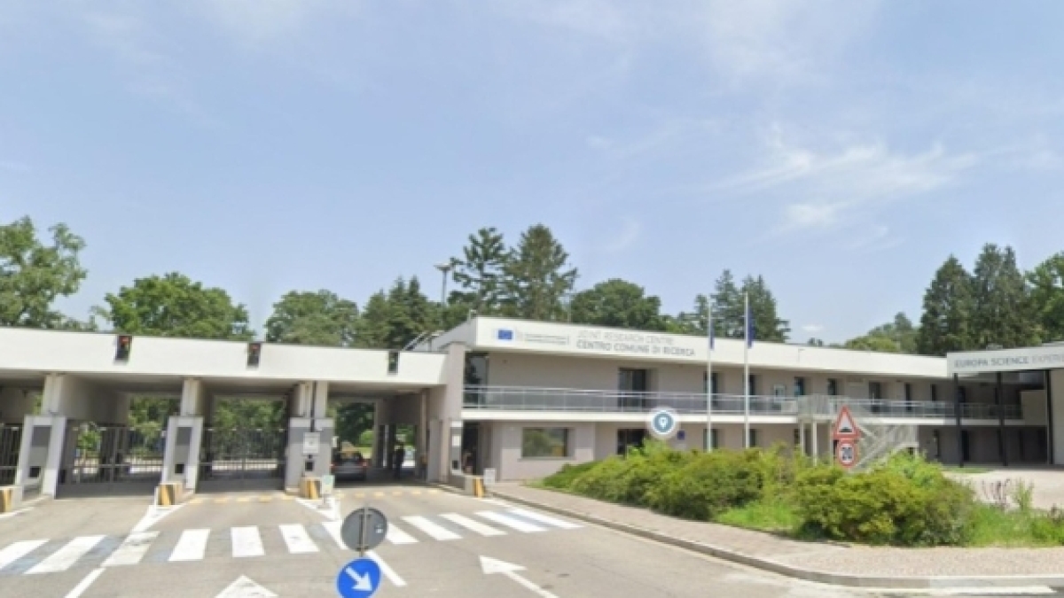 Ispra, l'inchiesta sul presunto drone russo sul centro di ricerca Ue: «Ipotesi falsi allarmi del sistema informatico»