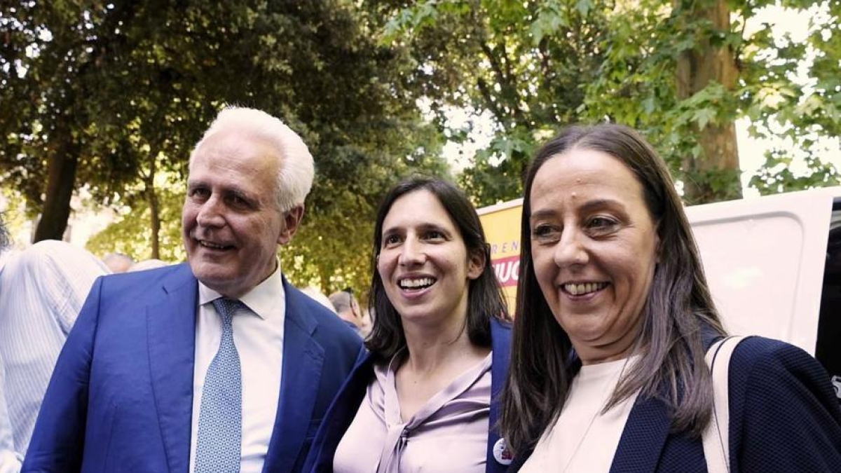 Elly Schlein a Firenze per il referendum: la foto con Giani aspettando il via libera per le regionali