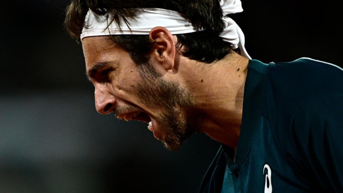Musetti batte Rune in 4 set e vola ai quarti: «Sognavo di giocare così, sono fiero» | Paolini fuori con la beffa Musetti batte Rune in 4 set e vola ai quarti: «Sognavo di giocare così, sono fiero» | Paolini fuori con la beffa