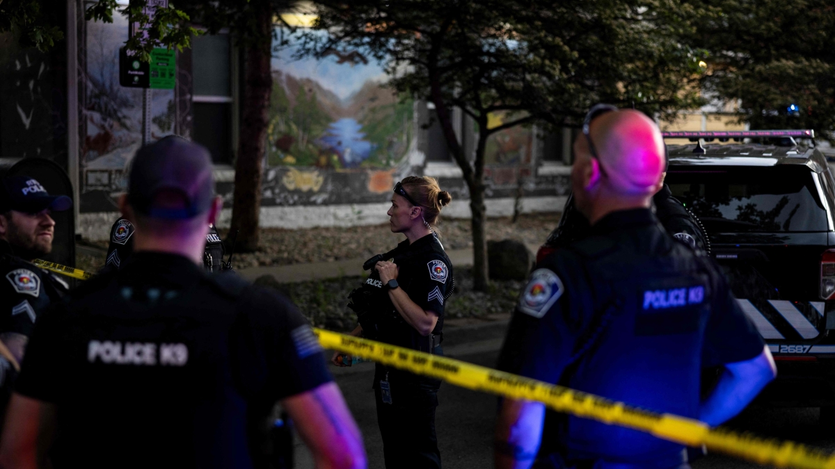 Colorado, molotov sul corteo pro Israele: 6 feriti, uno è grave. L