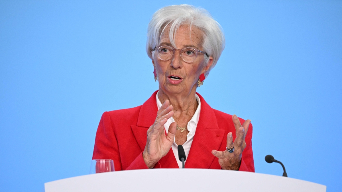 Mutui, Btp, bond, azioni e prestiti: cosa cambia per tutti con i tassi Bce tagliati al 2% | Lagarde: ora ben posizionati Mutui, Btp, bond, azioni e prestiti: cosa cambia per tutti con i tassi Bce tagliati al 2% | Lagarde: ora ben posizionati