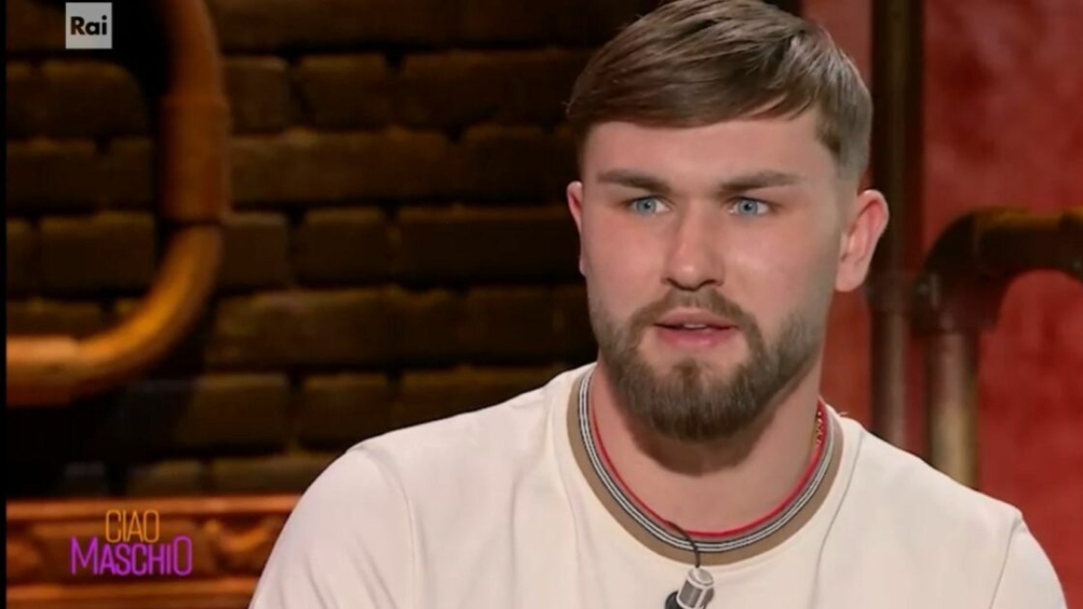 Artem di «Mare Fuori»: «A marzo volevo andare in Ucraina ad arruolarmi»