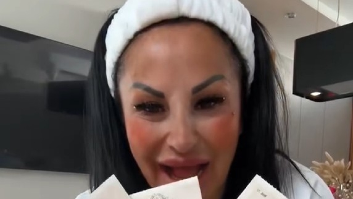 Rita De Crescenzo: «Non mi hanno fatto votare». Ecco perché non era nell'elenco degli elettori