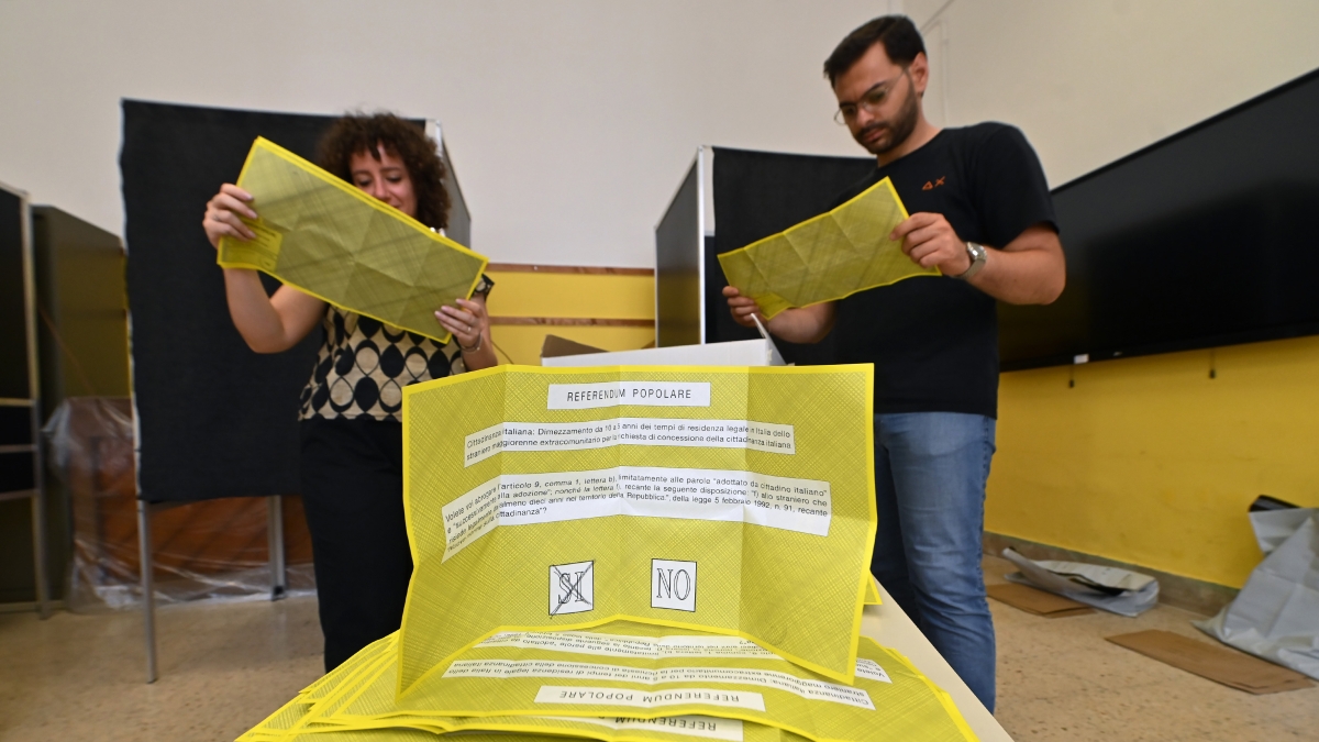 Referendum, il flop campano: affluenza al 29,8. De Luca e Picierno all'attacco nel Pd