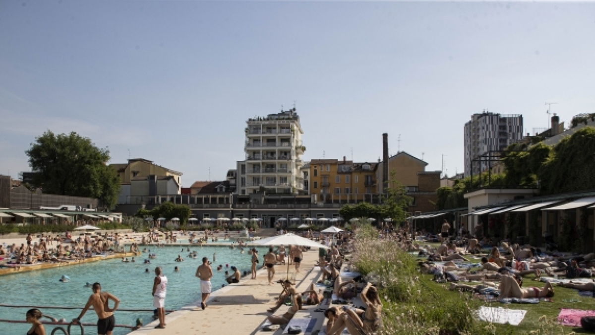 Piscine, traffico e ascensori: più attenzione e monitoraggi