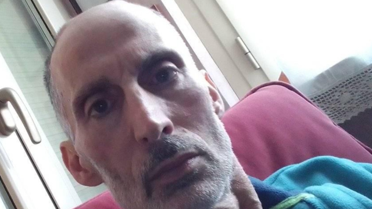 Daniele Pieroni, poeta, musicista, saggista: chi era l'uomo che è morto con il suicidio assistito in Toscana