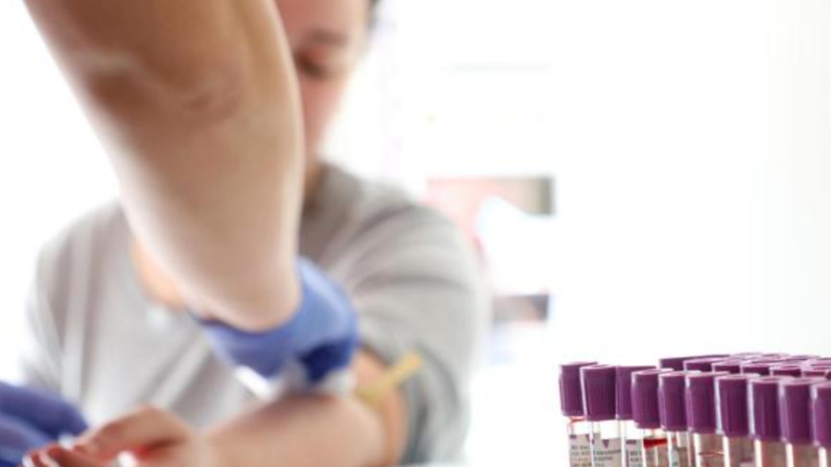 Firenze, bar troppo caro: stop alla brioche gratis per chi dona il sangue