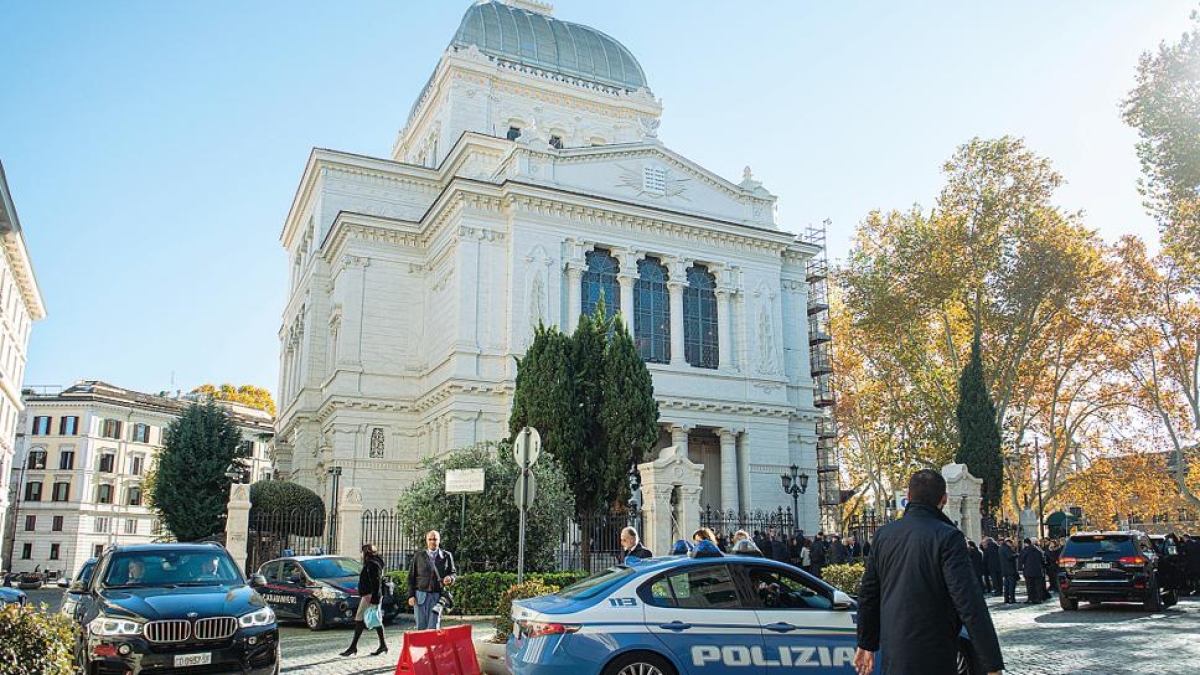 Piantedosi: aumenta l'allerta per l’estremismo islamico dopo l'attacco di Israele sull'Iran. Più misure di sicurezza su sinagoghe e altri obiettivi