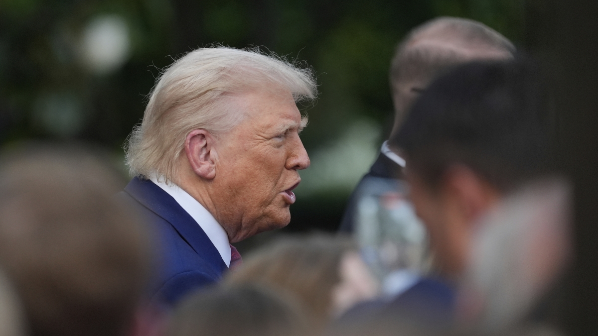 Il doppio gioco di Trump: «Ha nascosto il suo ok all Il doppio gioco di Trump: «Ha nascosto il suo ok all