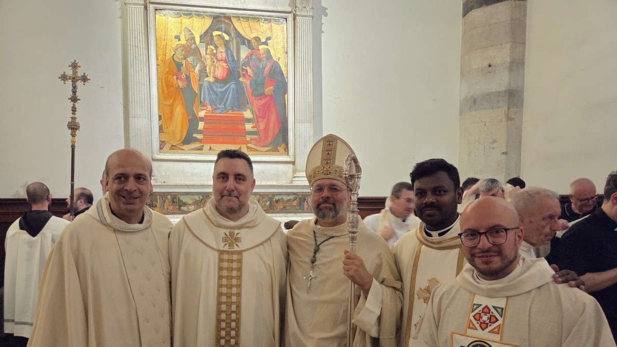 Lucca, ordinato sacerdote cingalese, la Farnesina nega il visto ai genitori per la cerimonia. Il vescovo: «Mi vergogno di essere italiano»