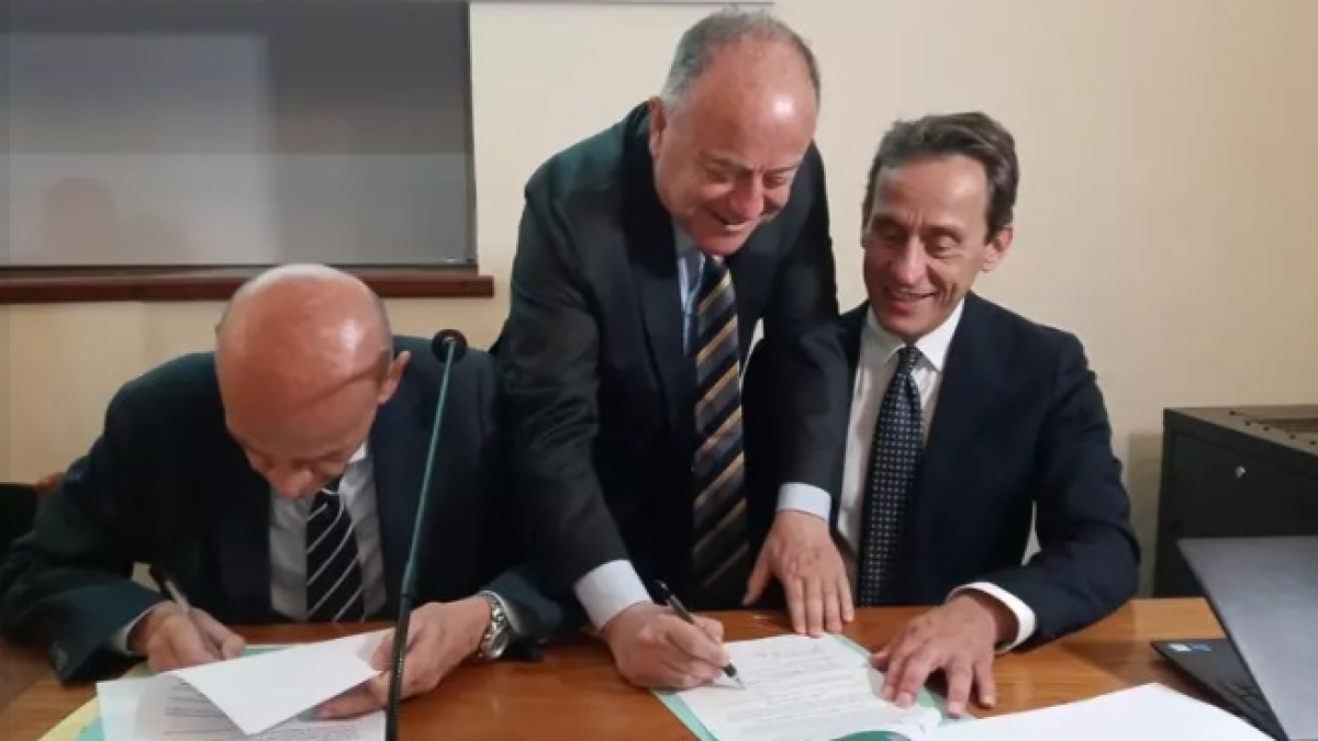 Gratteri: a Napoli centinaia di chiese chiuse, attenti ai ladri d'arte