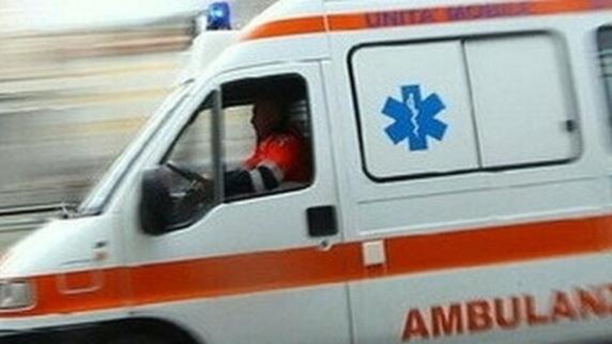 Incidente Frosinone, scontro sulla 630: madre e figlio gravi in ospedale. Morto un uomo di 81 anni dopo un frontale tra due auto