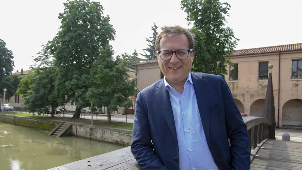 Regionali, il Pd veneto sceglie Giovanni Manildo, mandato al segretario per presentare il nome agli alleati