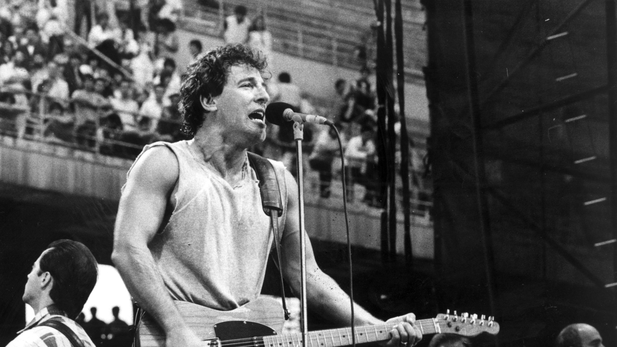 La notte magica del Boss, il 21 giugno di 40 anni fa il primo live italiano di Bruce Springsteen a San Siro