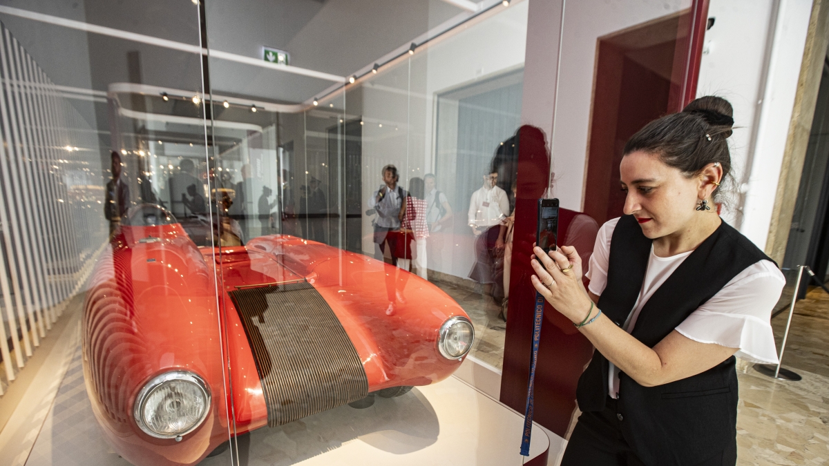 Bolidi su misura al Museo della Scienza: apre oggi il nuovo allestimento permanente dedicato alle auto storiche