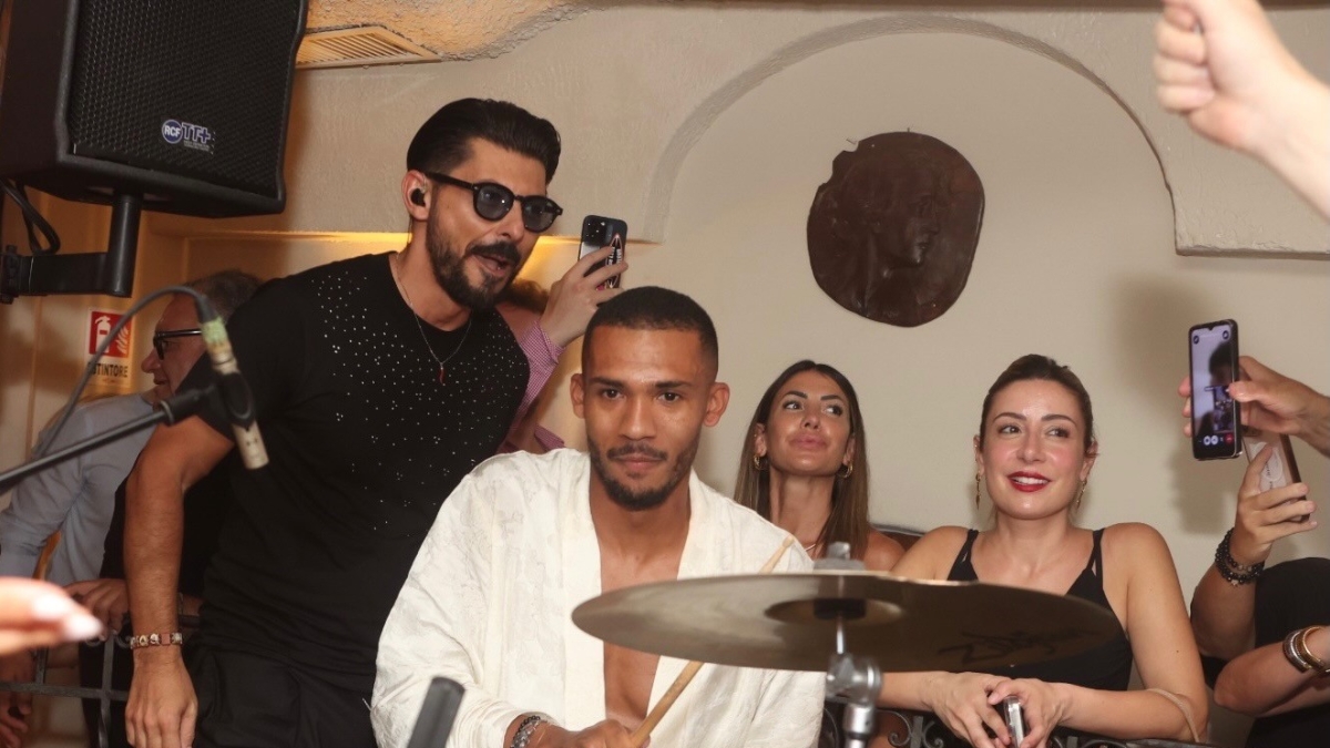 Il white party pre-wedding di Matteo Politano