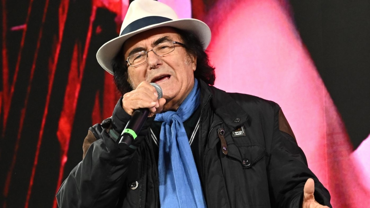 Al Bano «messaggero di pace» in Russia per un ricco cachet