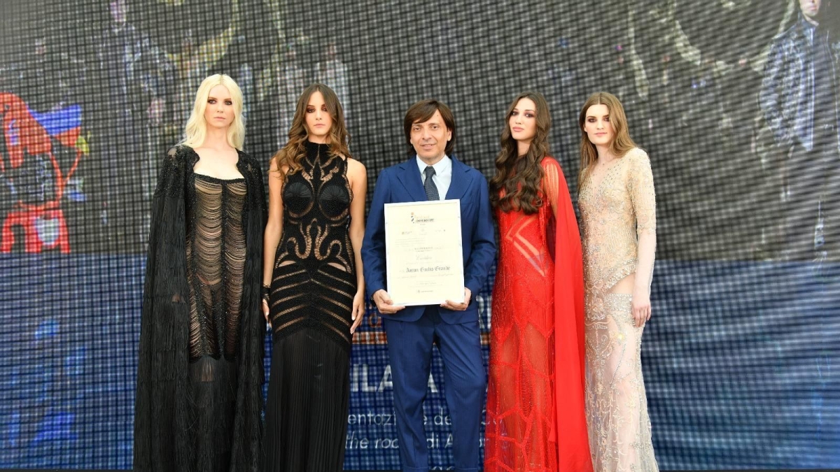 Anton Giulio Grande viene insignito del titolo di Cavaliere al Merito dell’Imprenditoria Italiana