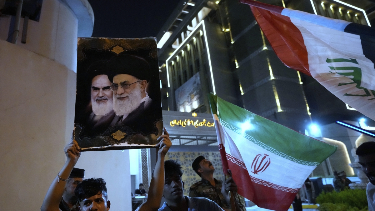 Khamenei è vivo, reclama la vittoria. Gli 007 Usa e il messaggio: «O tregua o ti veniamo a prendere» Khamenei è vivo, reclama la vittoria. Gli 007 Usa e il messaggio: «O tregua o ti veniamo a prendere»