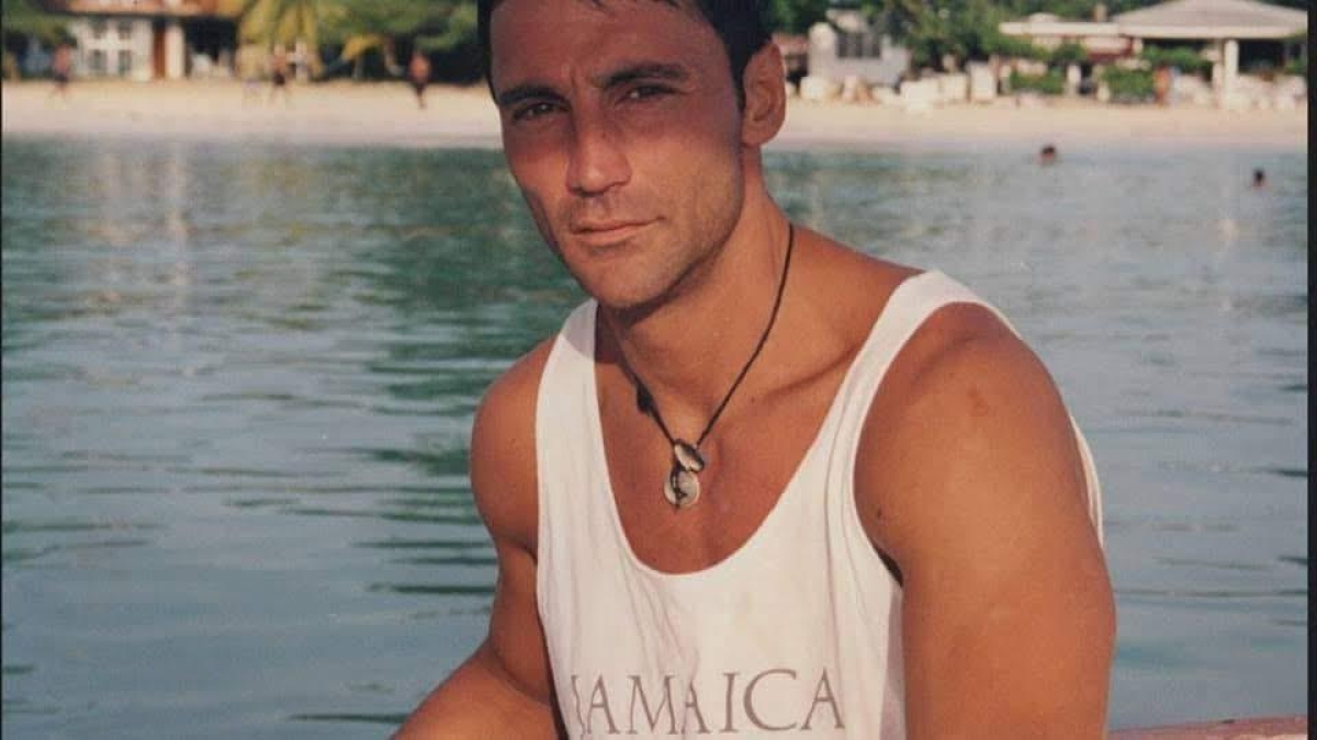 Firenze, morto l'ex calciante dei Verdi Roberto Guadagnuolo