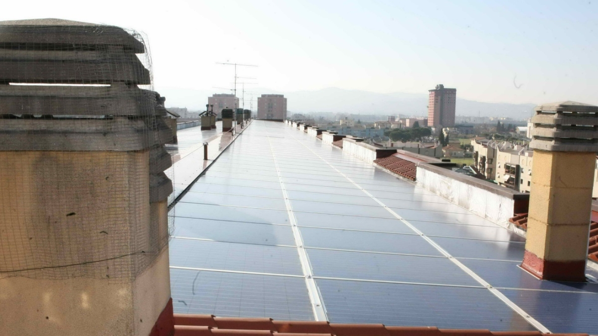 Fotovoltaico, Firenze raddoppia gli impianti sugli edifici pubblici: ecco dove saranno messi i pannelli solari