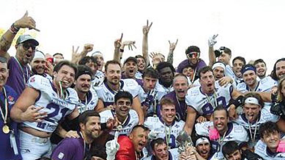Football americano, i Guelfi di Firenze vincono l'Italian Bowl: in Ohio la vittoria del secondo scudetto