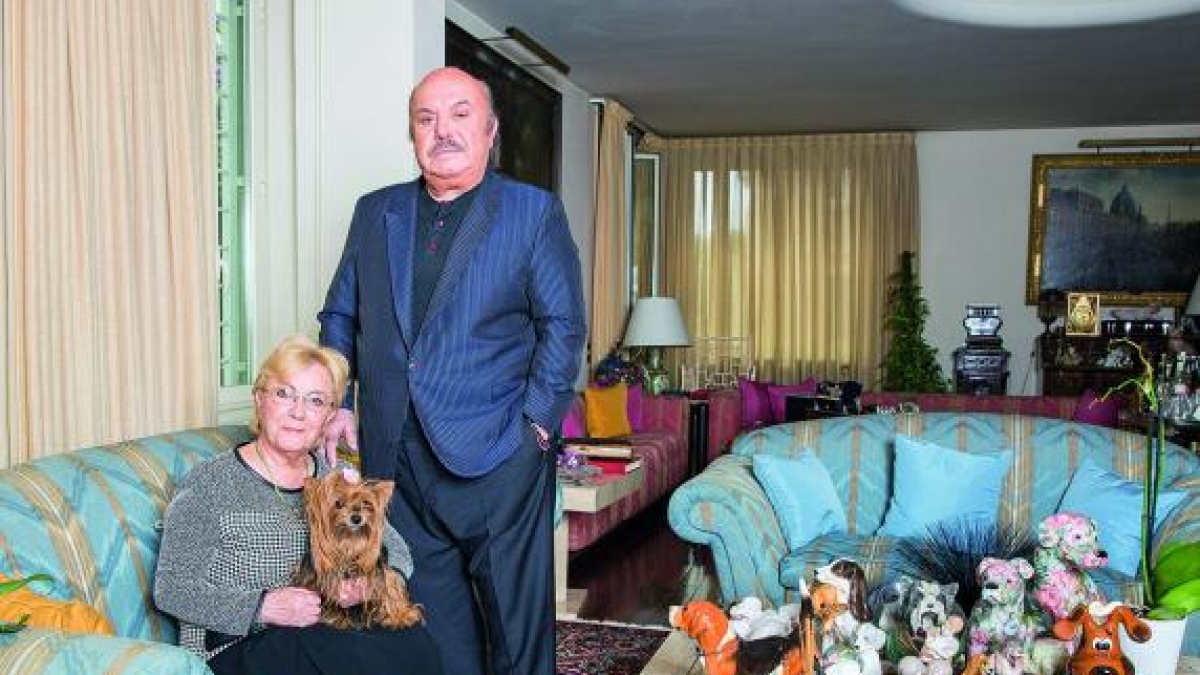 Lino Banfi compie 89 anni: il primo incontro con sua moglie Lucia, il matrimonio durato più di 60 anni, 7 segreti