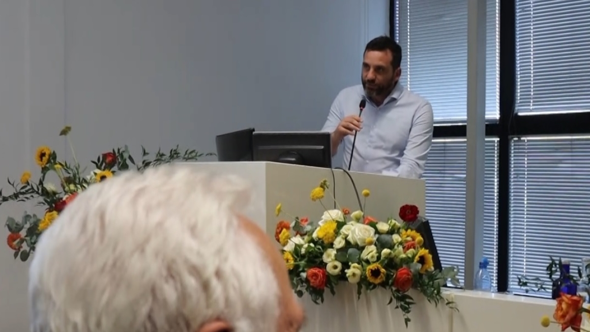 Elezioni in Toscana, scontro tra i candidati in pectore Tomasi e Giani sulla data del voto: «Ti va bene il 12 ottobre?», «con la democrazia non si gioca»