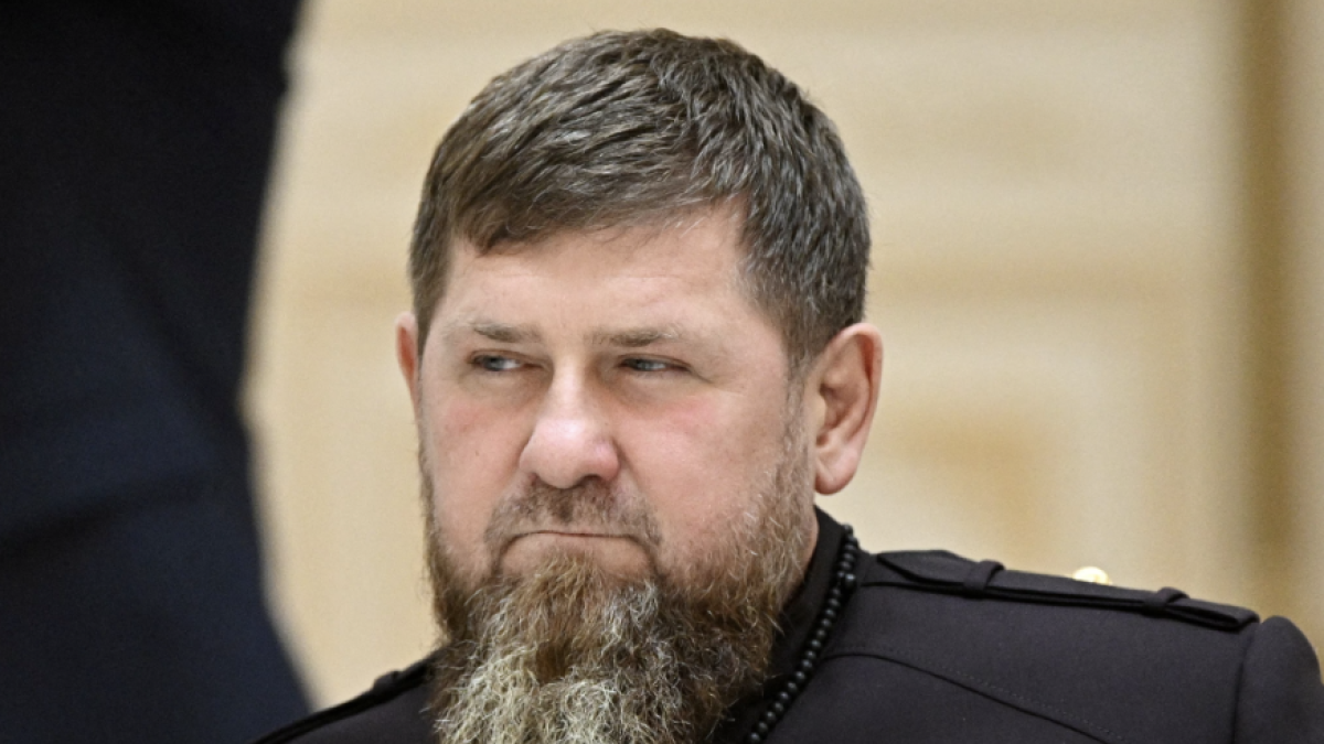 Il mistero dei Kadyrov: il leader ceceno malato lancia l’ascesa del figlio, con la benedizione di Putin Il mistero dei Kadyrov: il leader ceceno malato lancia l’ascesa del figlio, con la benedizione di Putin