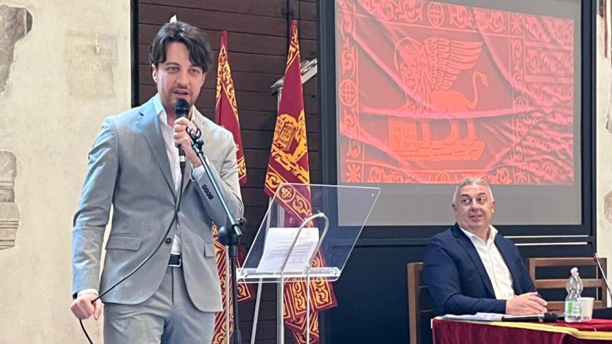 Salvini e Stefani in frenata sulla corsa della Lega senza alleati in Veneto: «Il centrodestra resti unito»