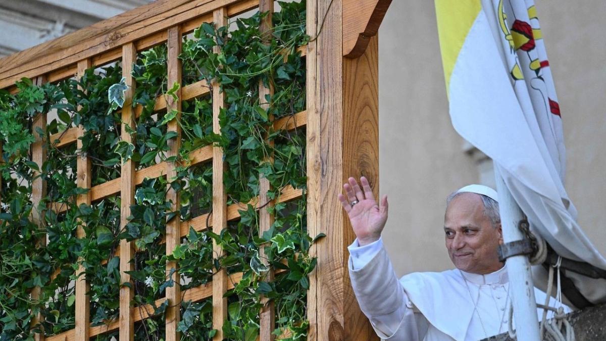 Le vacanze di Leone XIV a Castel Gandolfo. Prima di lui Bergoglio per dodici anni scelse di restare in Vaticano