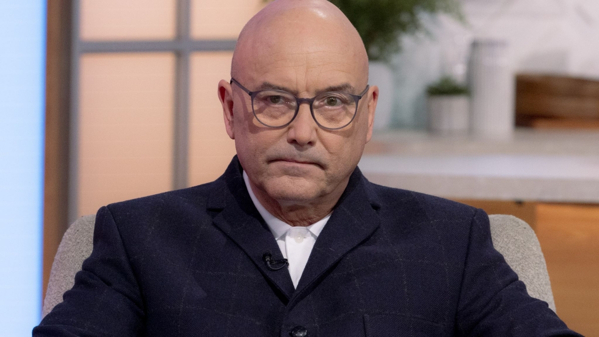 Gregg Wallace, star di Masterchef UK, accusato di molestie (anche da Rod Stewart). E la BBC lo licenzia