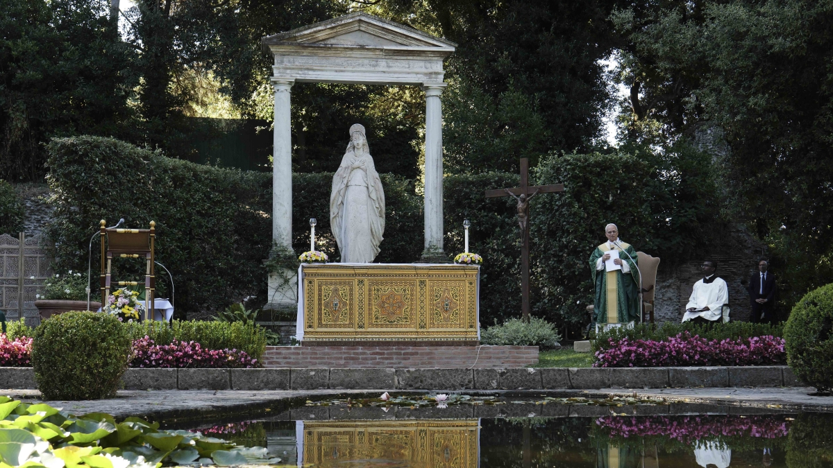 Leone XIV: «Il mondo brucia, conversione e audacia per opporsi alle forze che distruggono la casa comune»