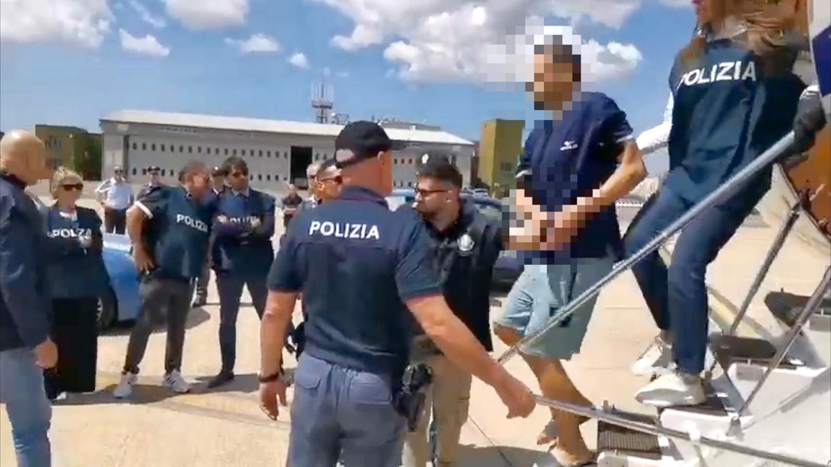 Villa Pamphili, Kaufmann è in Italia. Urla e accuse agli agenti: è «protetto» a Rebibbia