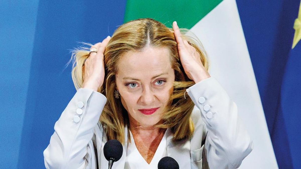 Meloni sui dazi annunciati da Trump: «Pressione per spaventarci, bisogna mantenere la calma e trattare»