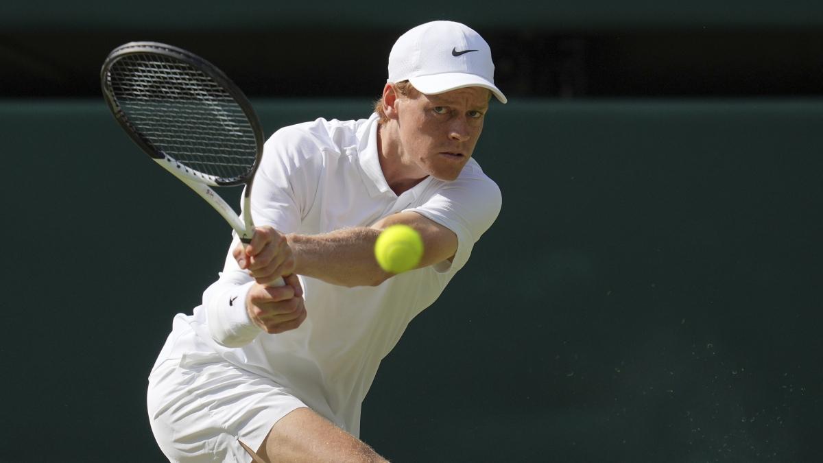 Sinner Alcaraz, la finale di Wimbledon: avvio equilibrato, Jannik tiene il servizio Live 2 2 Sinner Alcaraz, la finale di Wimbledon: avvio equilibrato, Jannik tiene il servizio Live 2 2
