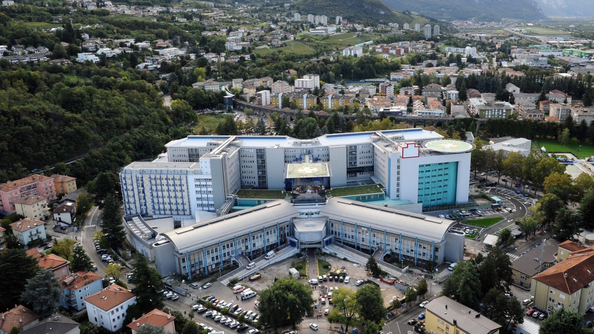 Sanità, l'affondo dei sindacati: «Settore colabrodo, dalla giunta provinciale nessuna strategia»