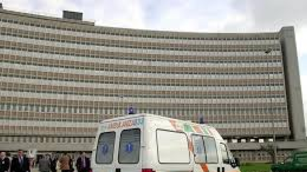 Neurochirurgia al Sant'Andrea: tumore al cervello operato in endoscopia attraverso l’occhio